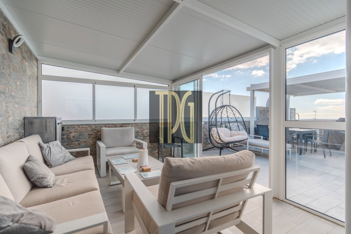 Stunning 3 Bedroom Penthouse for Sale in Parque La Reina