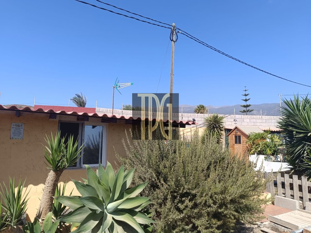 Unknown-14 House with land for sale in Teguedite, Arico