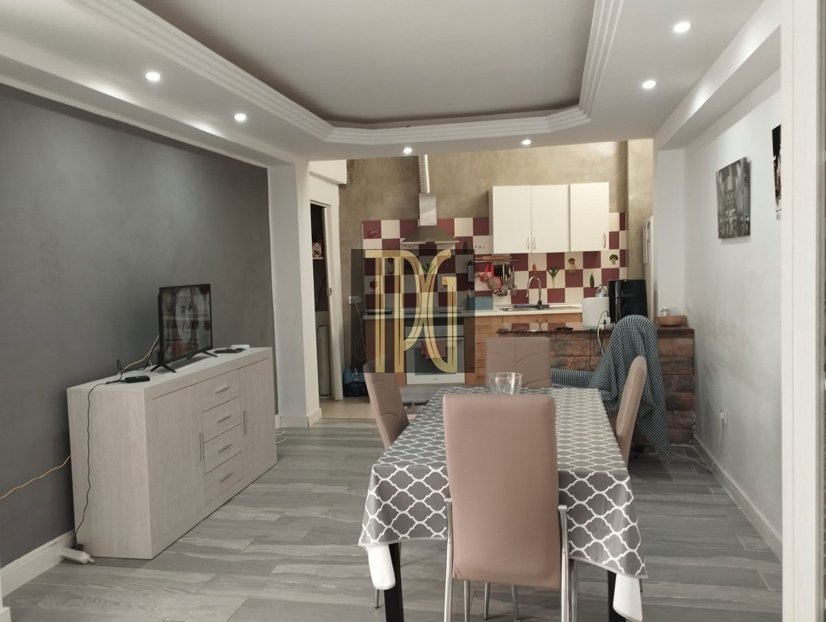 2 Bedroom Apartment for Sale in Los Cristianos – Cactus Complex