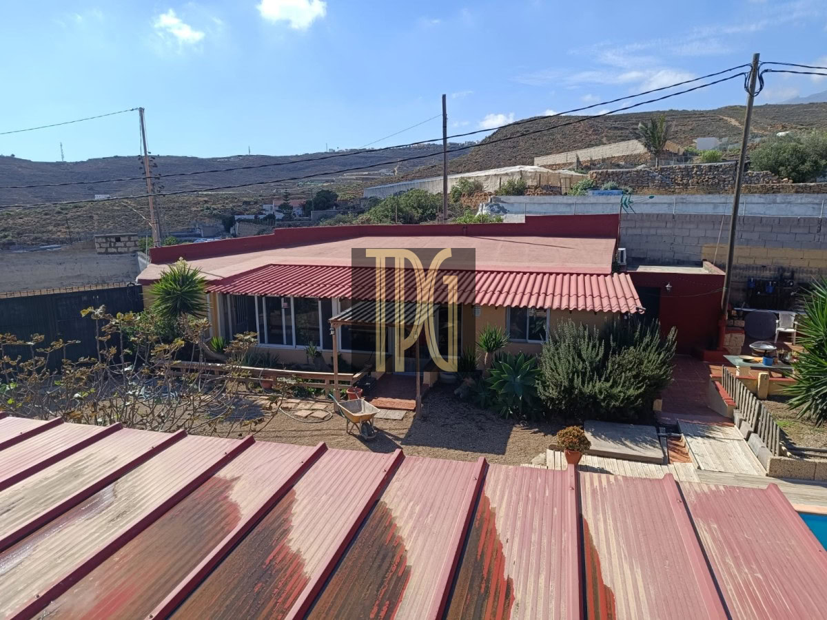 Unknown-29 House with land for sale in Teguedite, Arico