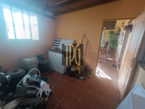 House with land for sale in Teguedite, Arico