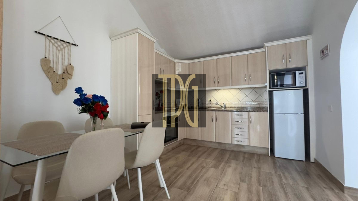 1 Apartment For Sale in Los Cristianos - Los Diamantes