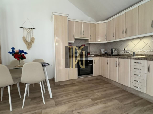 1 Apartment For Sale in Los Cristianos - Los Diamantes