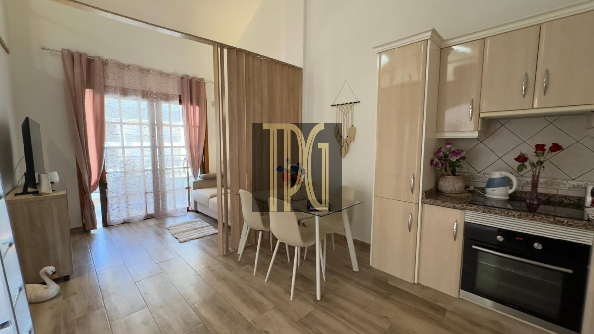 1 Apartment For Sale in Los Cristianos - Los Diamantes